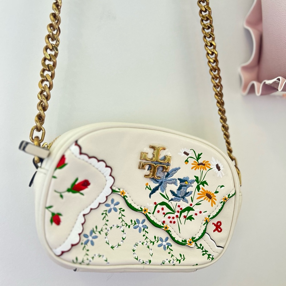 TORY BURCH 🌸 Kira Camera Bag - Floral Afternoon in White Leather